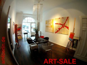 Die Kunstgalerie in Berlin. Grossformatige Malerei. Kunst, abstrakt, echt, edel.